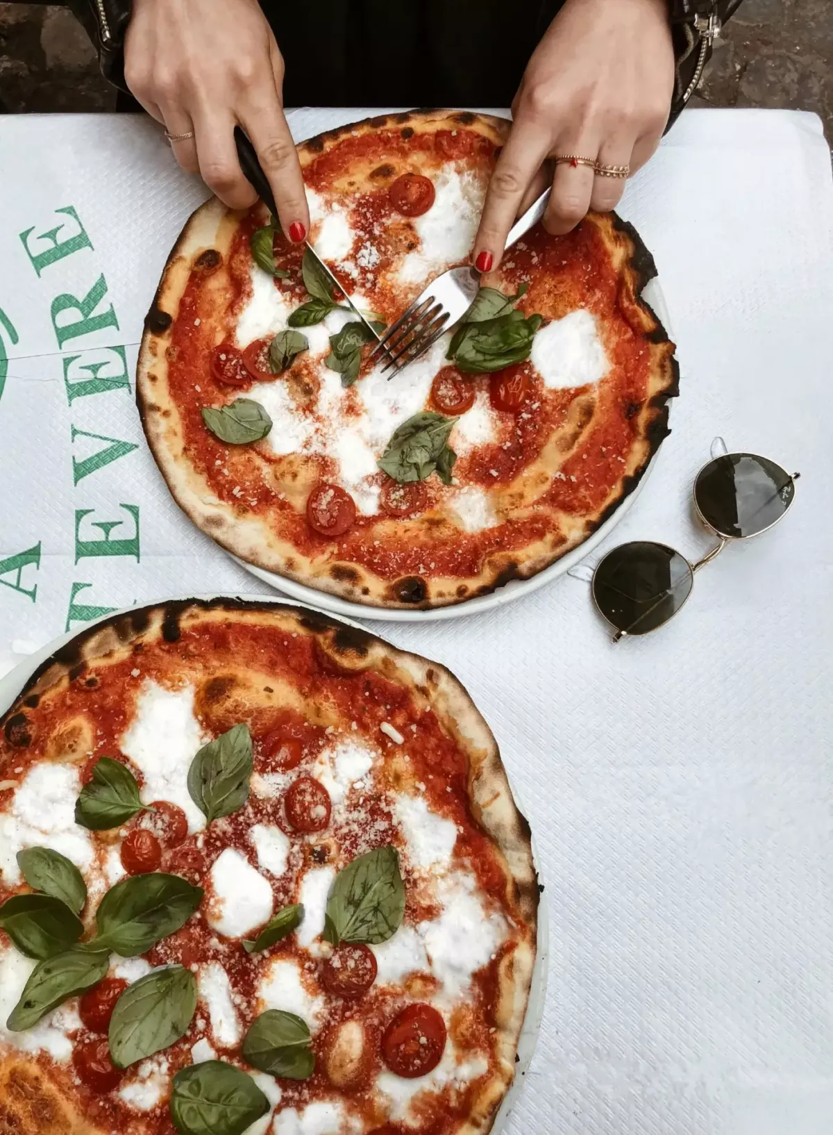 Dos pizzas